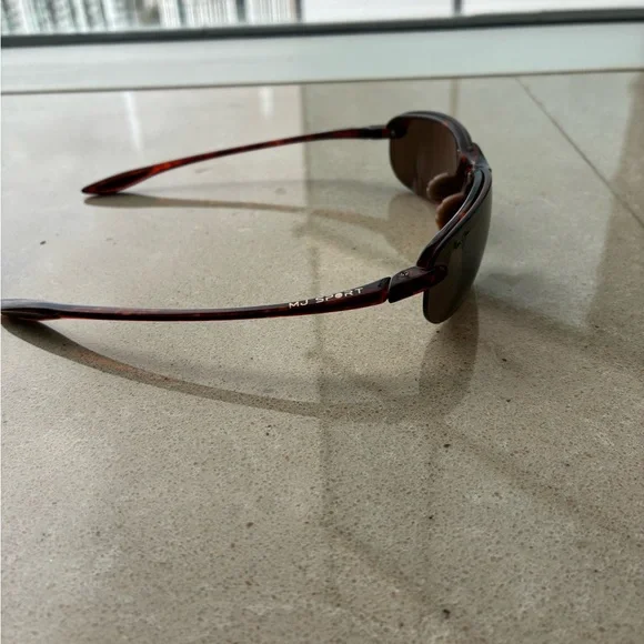 Maui Jim Sunglasses made in japan - Picture 7 of 14